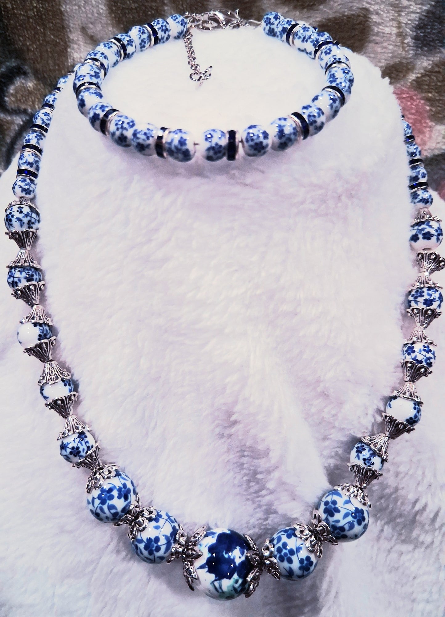 Blue and white Necklace and Bracelet set